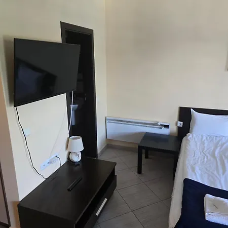 Paradiso Apartman *